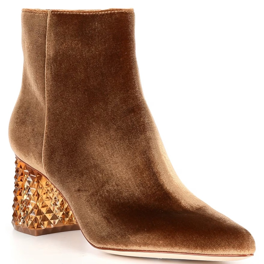 NWOT Antonio Melani Kinsey Brown Velvet Dress Booties Women’s Size 7M